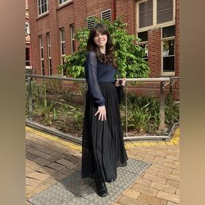 Uniqlo Black Pleated Skirt Size XS women